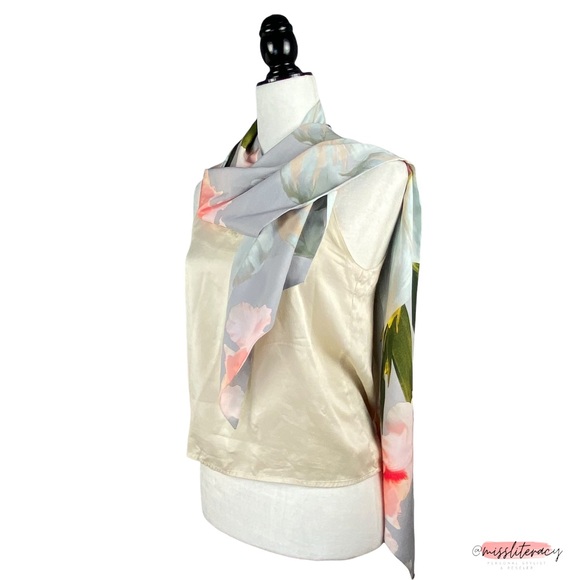 NWOT Ted Baker Scarf in Silver Gray Blush Pink Floral Print Long Spring Scarf - Picture 6 of 9